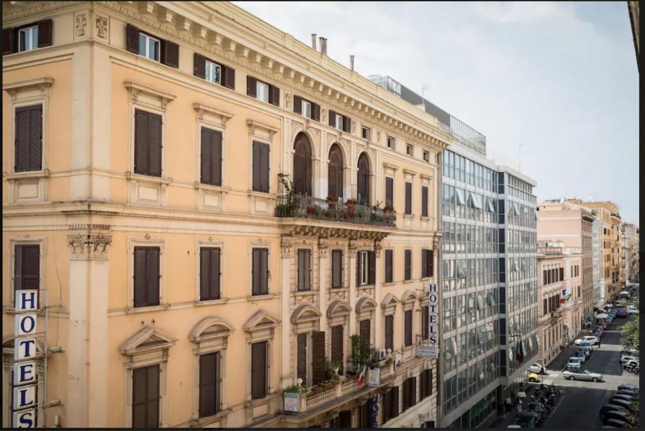Alex Romano Exterior photo